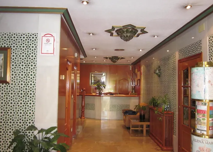 Hotel Elena María